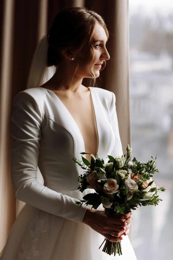 Beauté éternelle avec un bouquet fleur séchée